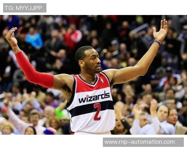 MVP球员职业生涯转折：从三核体系核心到背负垃圾兄弟的球队重建之路